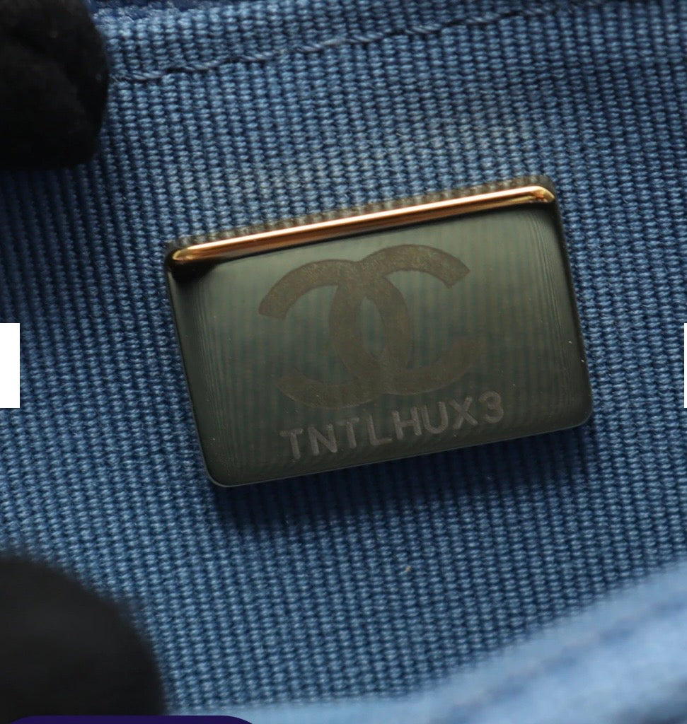 Chanel 19 denim wallet on chain