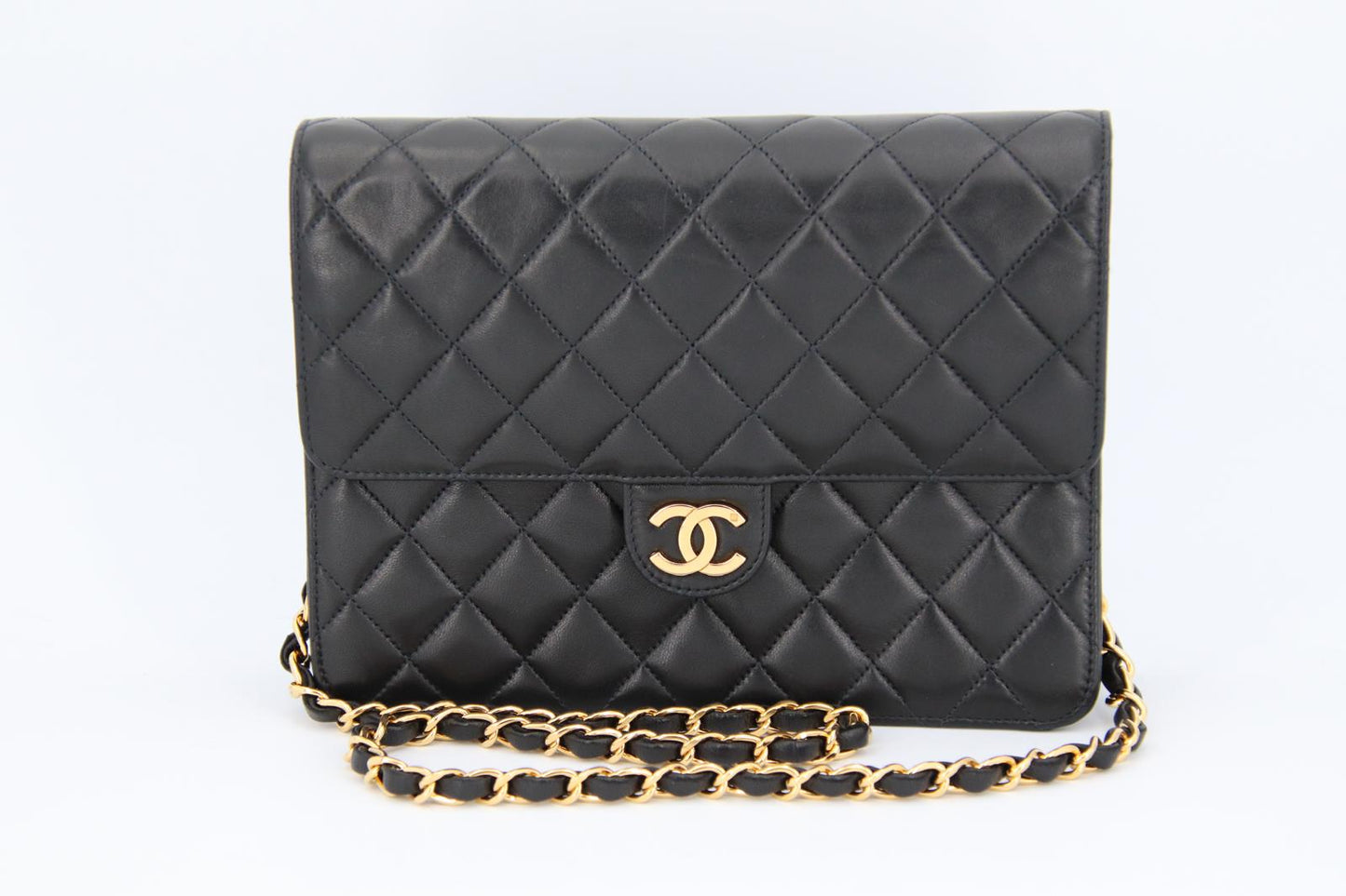 Chanel push lock straight flap Shoulderbag