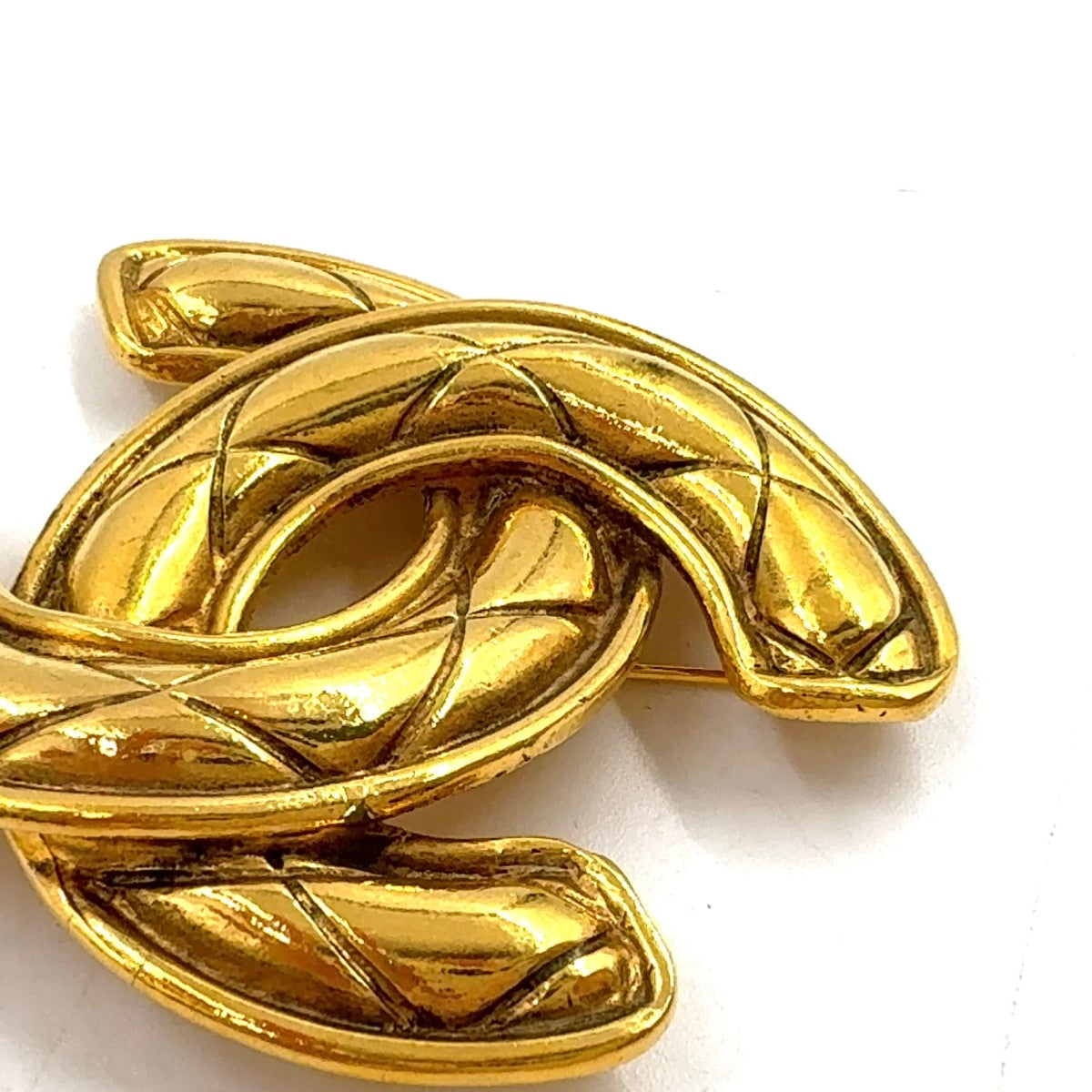 Chanel Vintage 1990s Gold Quilted CC Brooch
