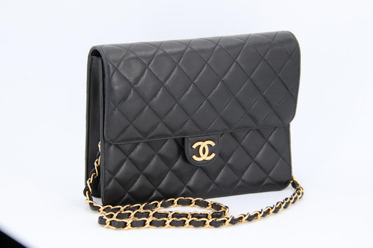 Chanel push lock straight flap Shoulderbag