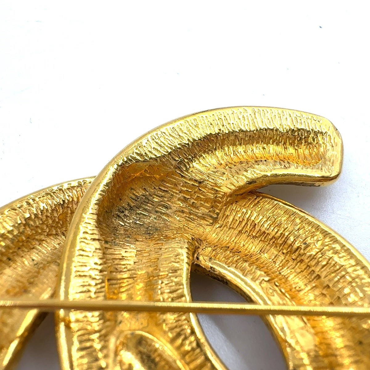 Chanel Vintage 1990s Gold Quilted CC Brooch