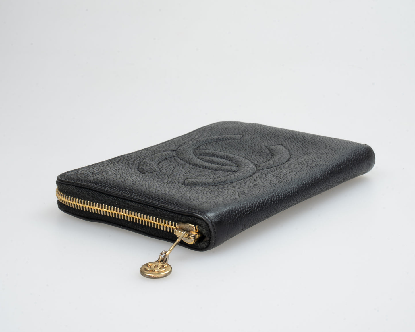 Chanel black leather wallet CC logo