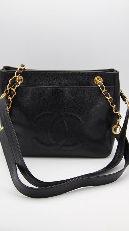 Chanel Caviar chain shoulder bag